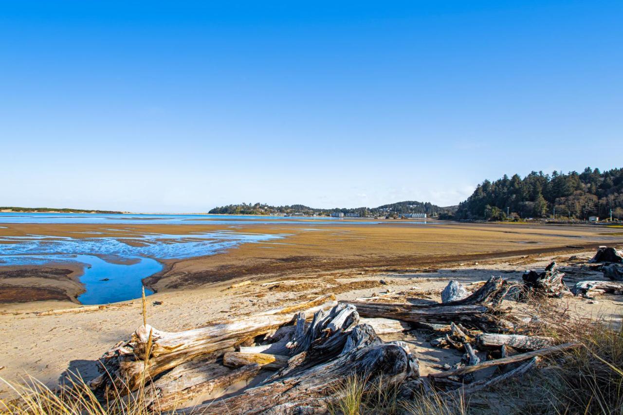 Siletz Bay Getaway Villa Lincoln City Eksteriør bilde