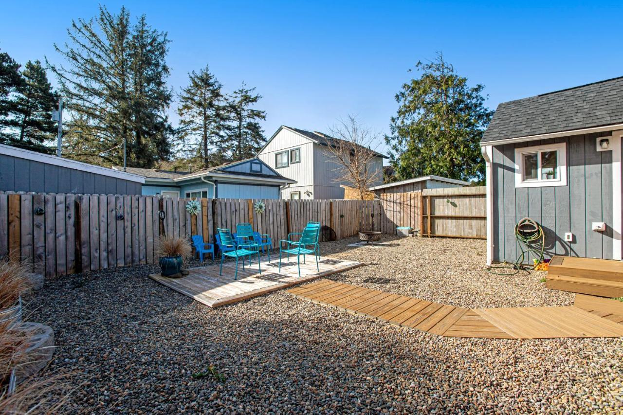Siletz Bay Getaway Villa Lincoln City Eksteriør bilde