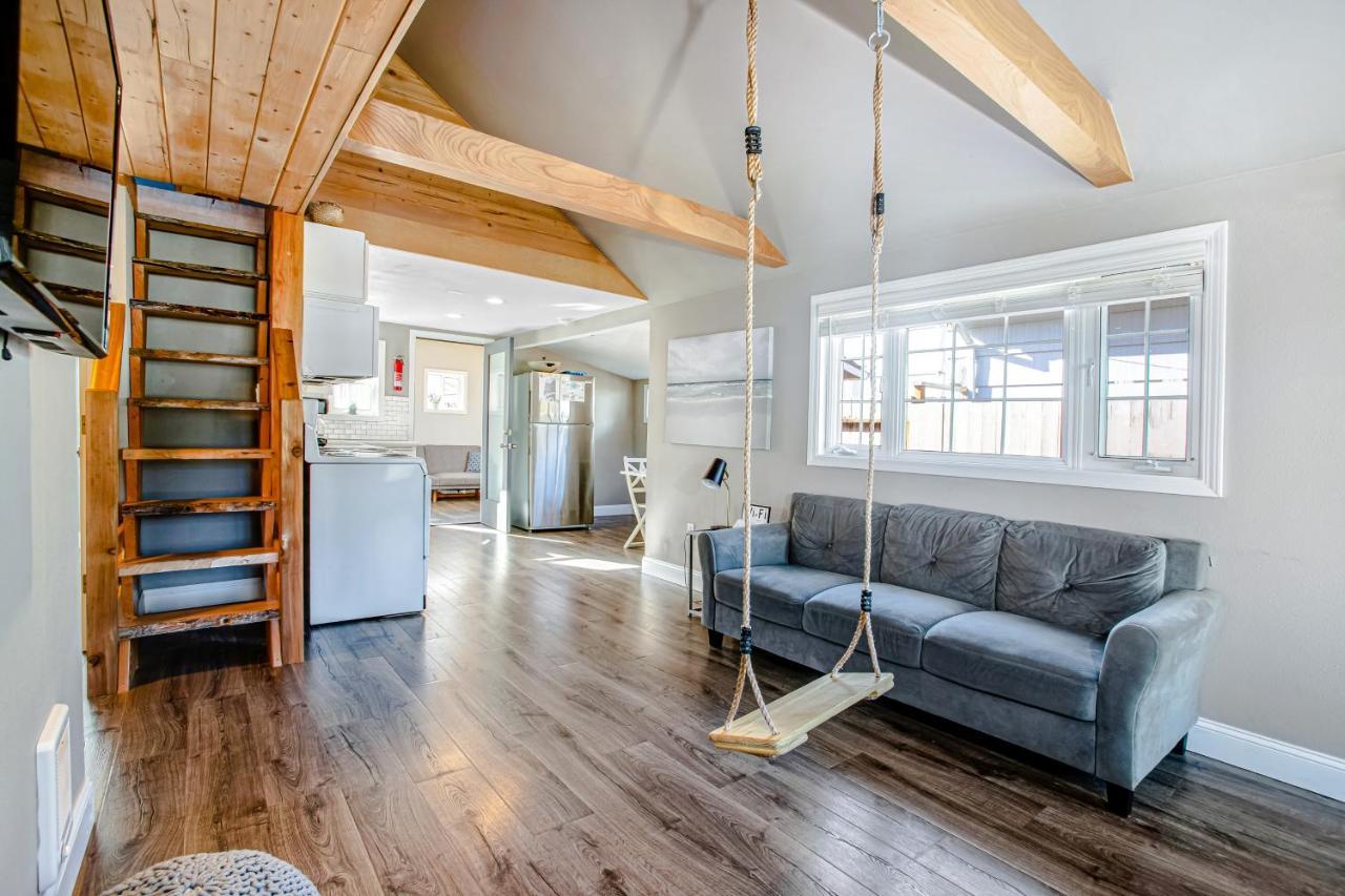 Siletz Bay Getaway Villa Lincoln City Eksteriør bilde